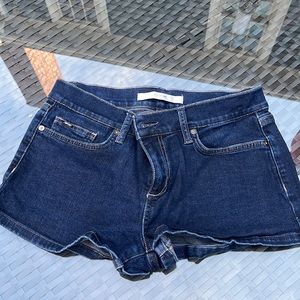 Joes Jeans 3” jean shorts in like new condition.